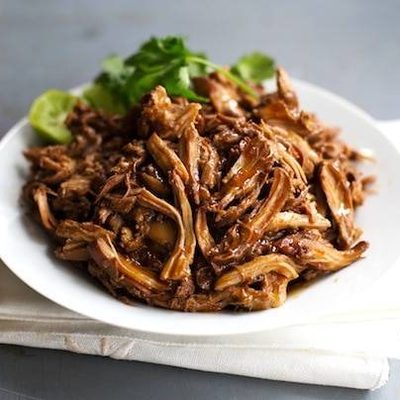 Honey Glazed Crockpot Chicken Adobo - simple pantry ingredients, hardly any hands-on time, 200 calories. | https://make-fatburn.today