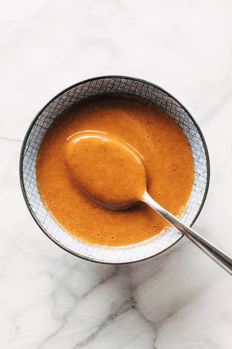 Peanut sauce in a bowl.